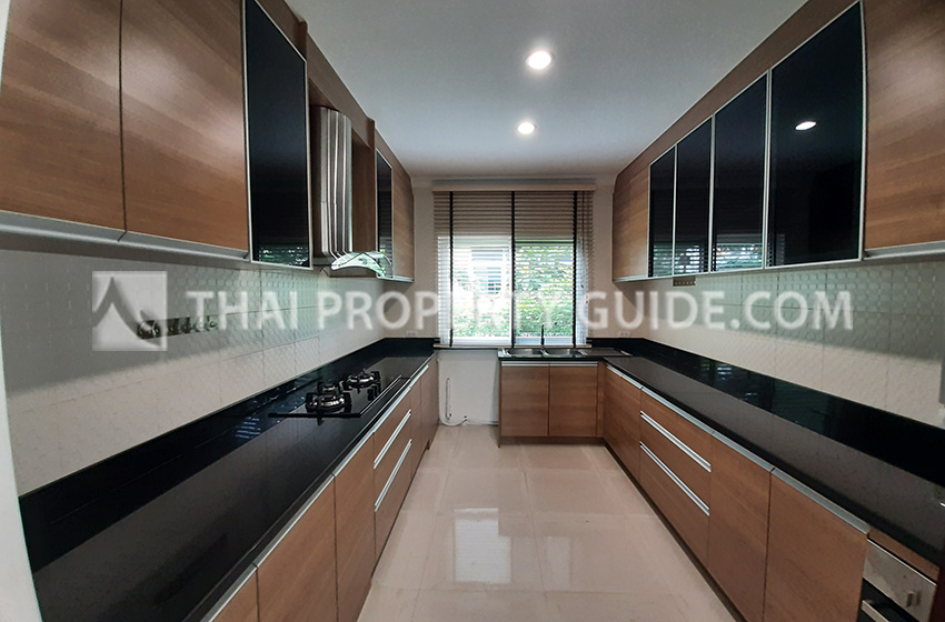 House with Shared Pool in Sukhumvit 